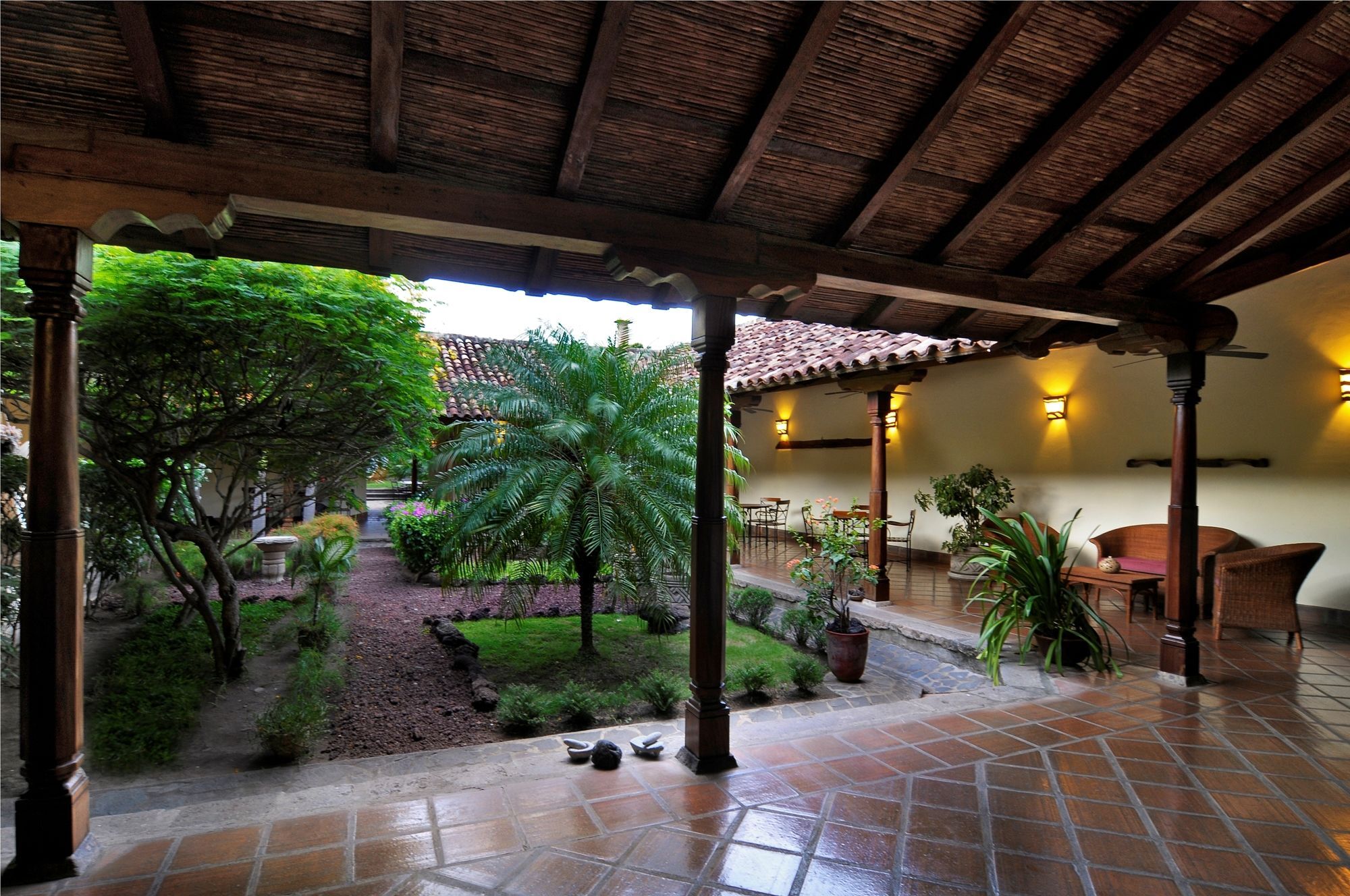 Hotel Patio Del Malinche Гранада Экстерьер фото